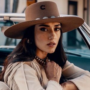 Charlie 1 Horse High Desert Fashion Hat